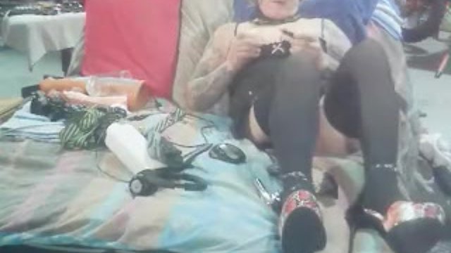 HOT AS FARK! TRANS WITH CUTE..