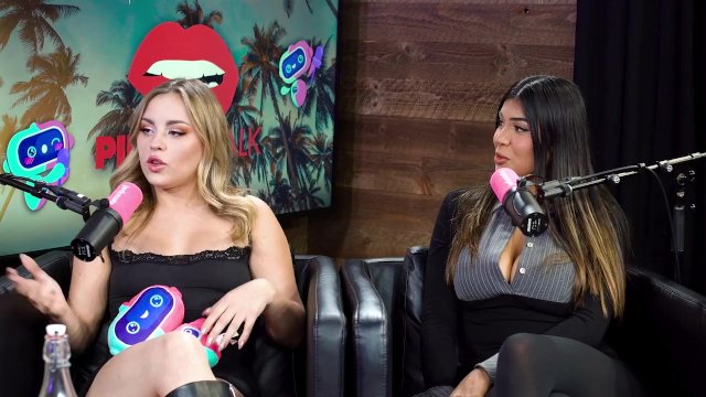 ANNA CLAIRE CLOUDS & HAYLEY..