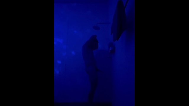 OTTER JERKING OFF IN DARK..