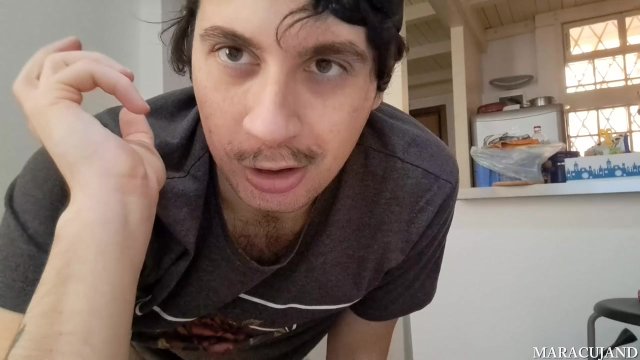 twink mette in mostra culo..