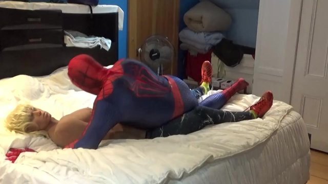 Spiderman humps and then..