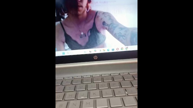 Sexy trans WOMAN On line