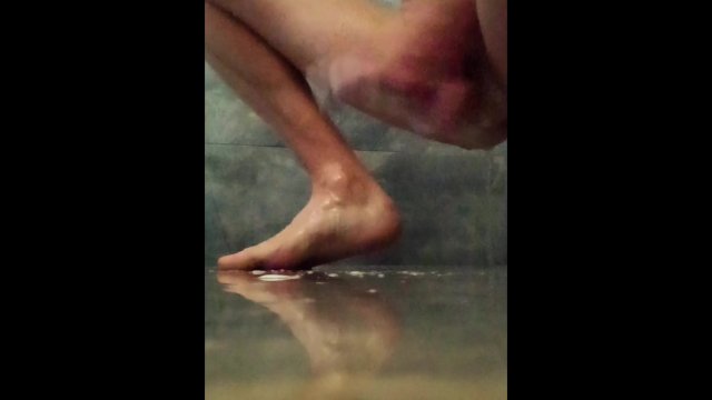 Cumshot double and anal