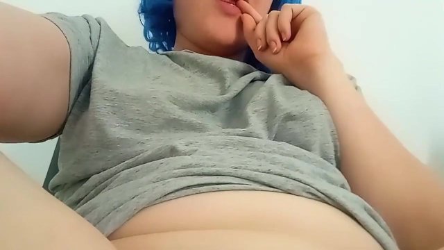 quitandose el pussy y..