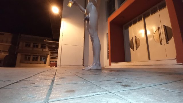 Playing naked with piss in..