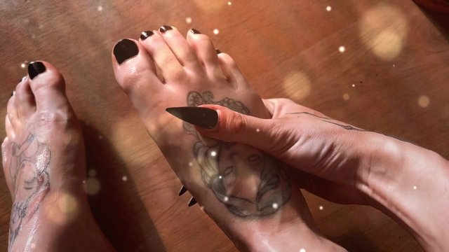 Sexy oil massage after toe..