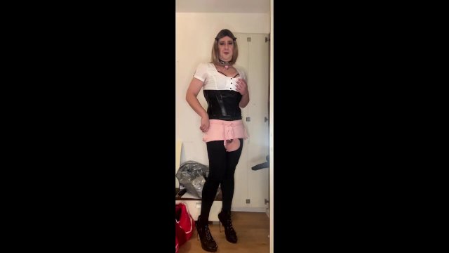 Sissy exposing and..