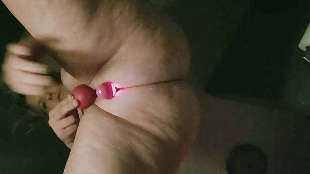 Playing with My Juicy Pussy
